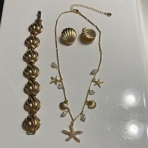 Gold Starfish Jewelry Set
